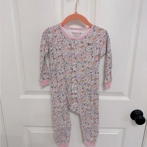 Magnetic Me organic cotton onesie 12-18M